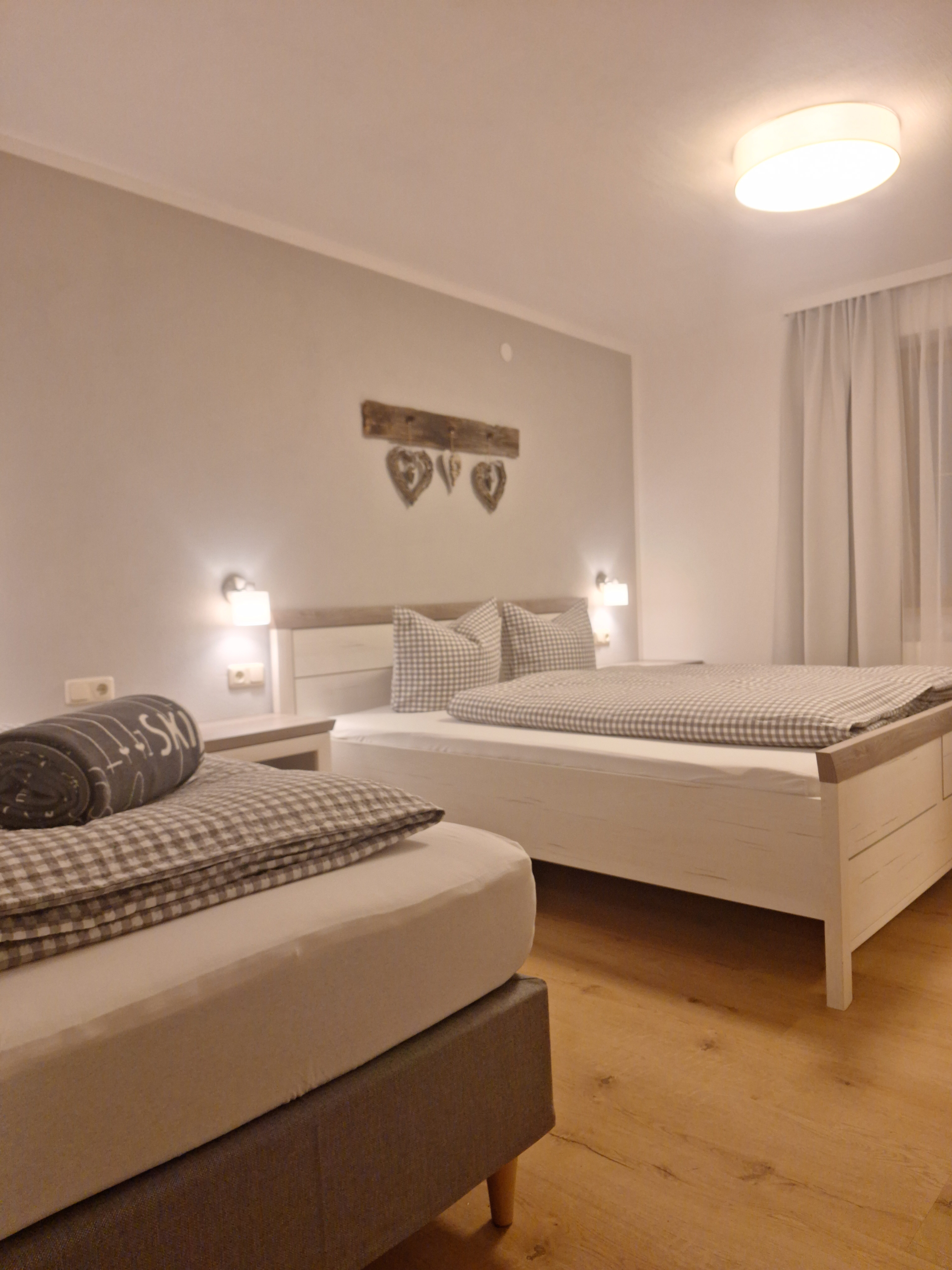 20251028_175202 Bedroom Apartment 2